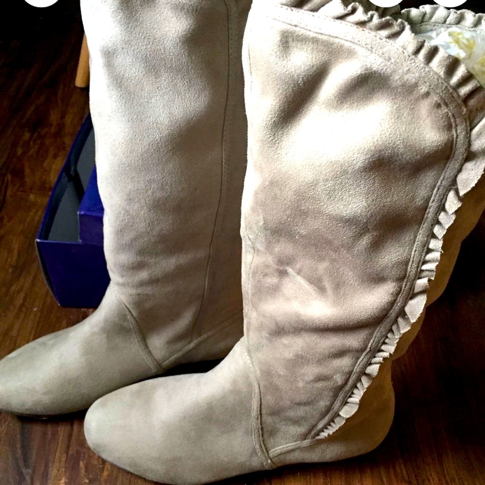 Women’s boots
